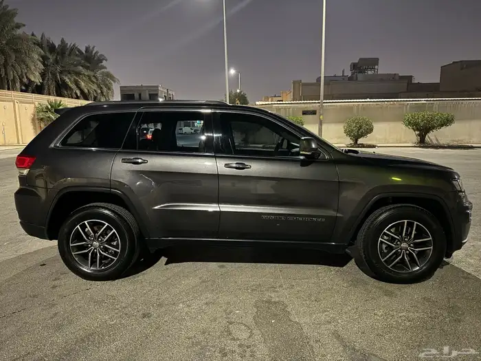 جيب شروكي لميتد 6