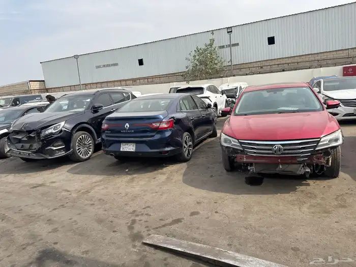 سيارات مصدومه 5