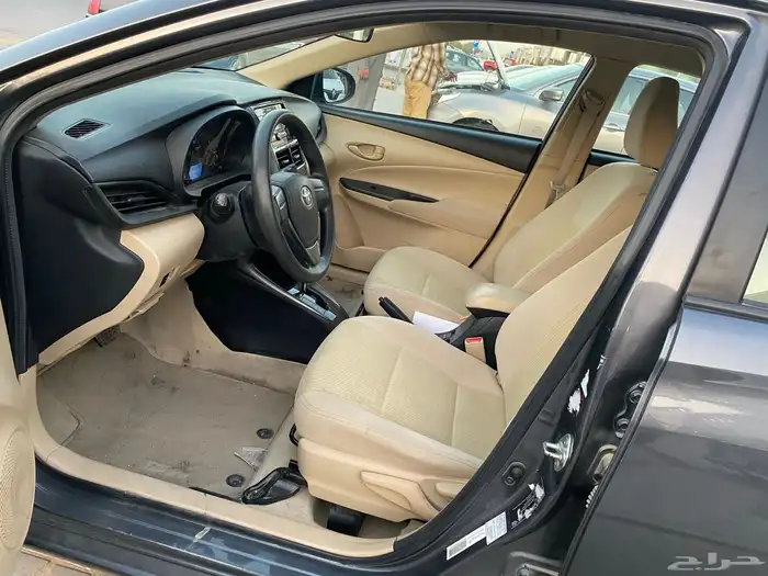 تويوتا يارس موديل 2022 نظيف عرض خاص لايفوتك 16