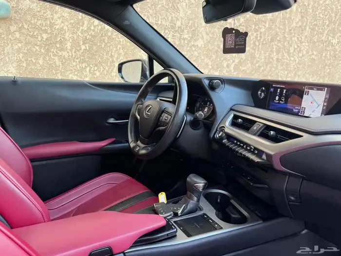 لكزس UX 2021 F SPORTS 21