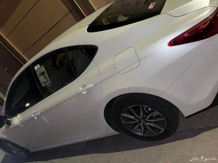 كامري 2025 فئة e 7