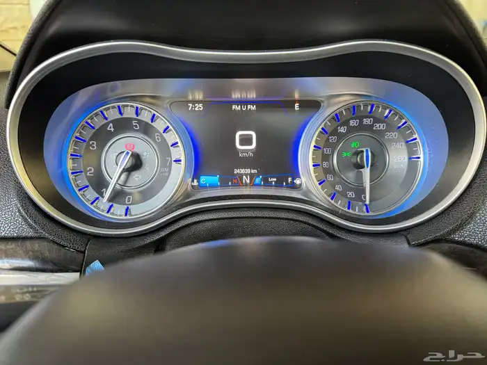 كرايسلر 300 سي 2015 3