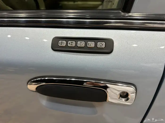 جراند ماركيز موديل 2011 نظيف 15