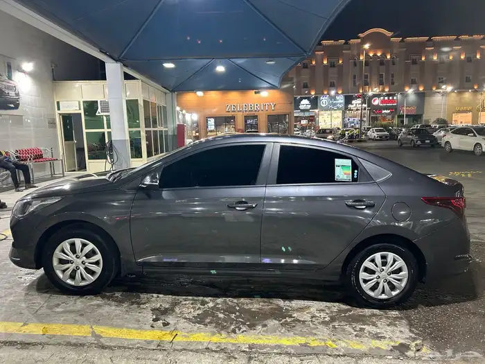 اكسنت 2023 Smart رمادي 0