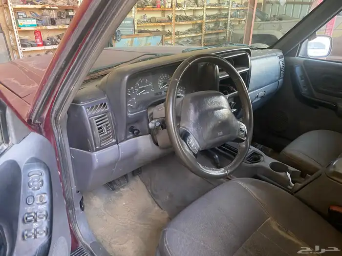 للبيع شيروكي 1998 10