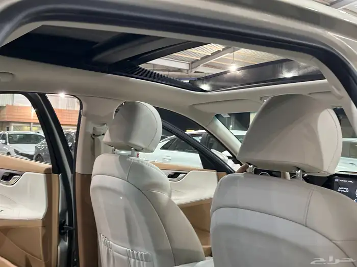 ازيرا سمارت 2022 سعودي عداد قليل بحالة الوكالة 17