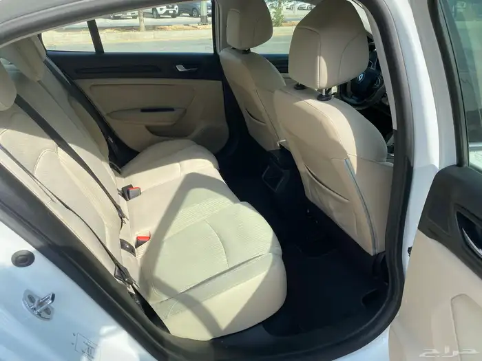 رينو ميجان موديل 2020 سياره حلوه للمستخدم 13