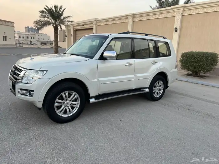 باجيرو 2018 علامه ذهبيه اعلى فئه 1