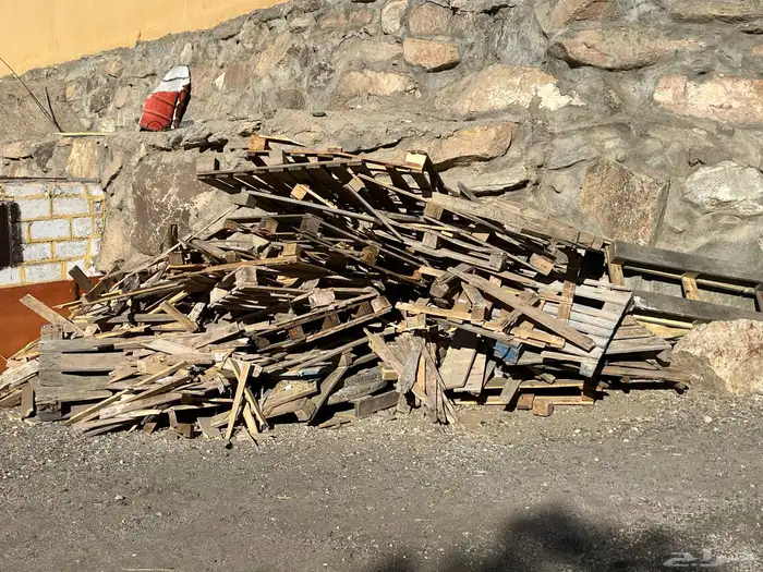 للبيع خشب نشاره 1