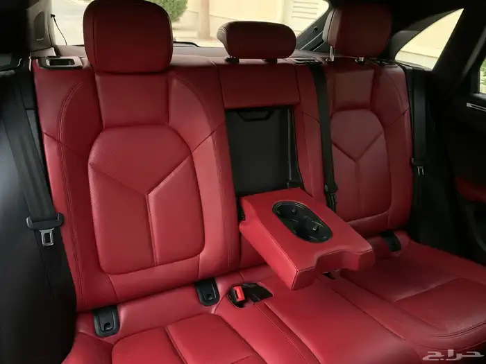 بورش ماكان موديل 2020 بحالة الوكاله 34