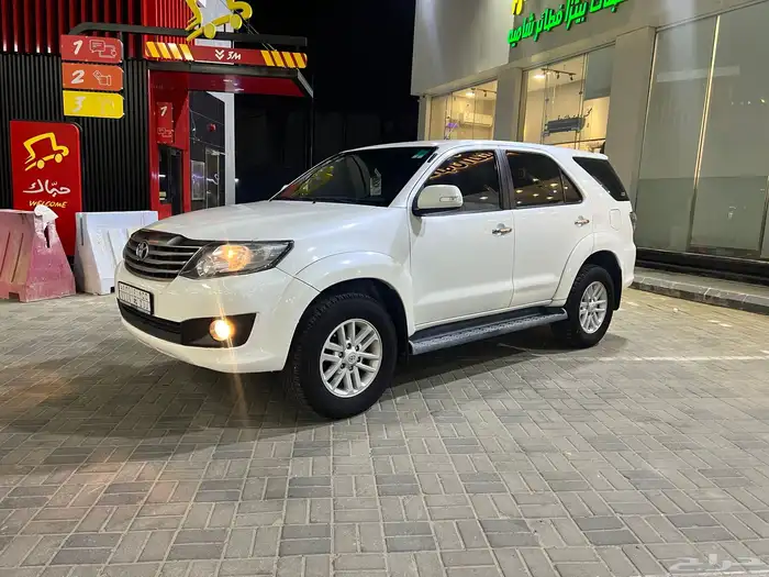 تويوتا فورتشنر 2013 اربعه سلندر دبل 10