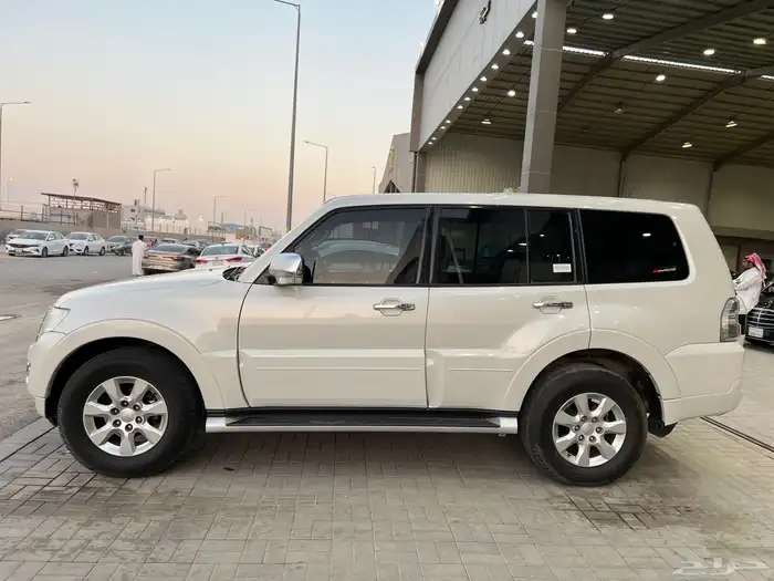 متسوبيشي باجيرو موديل 2016 4