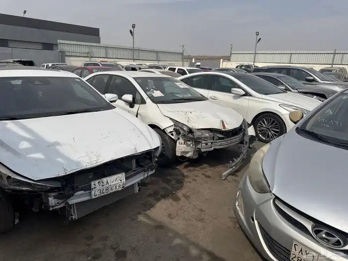 سيارات مصدومه 6