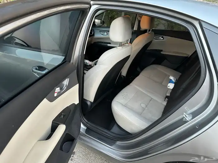 كيا سيراتو 2024 7