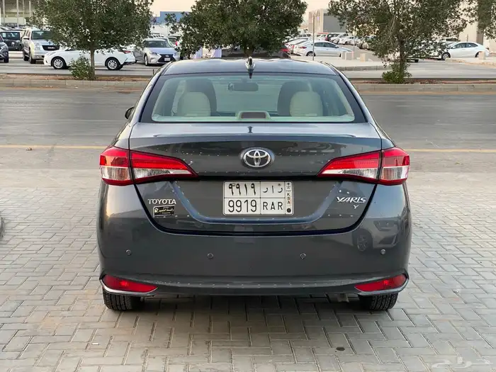 تويوتا يارس موديل 2022 نظيف عرض خاص لايفوتك 8