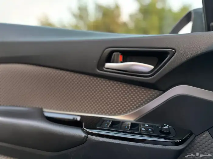 تويوتا C-HR موديل 2020 سعودي هايبرد 36