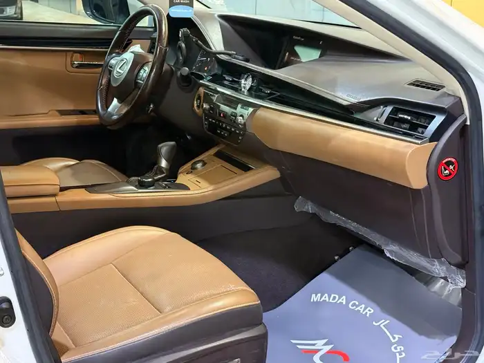 لكزس - ES350 CC - 2018 - ممشى قليل ( بحالة ممتازه ) 15