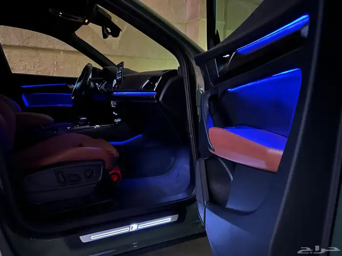 AUDI Q5 2023 S line سماكو بلاك اديشن 61