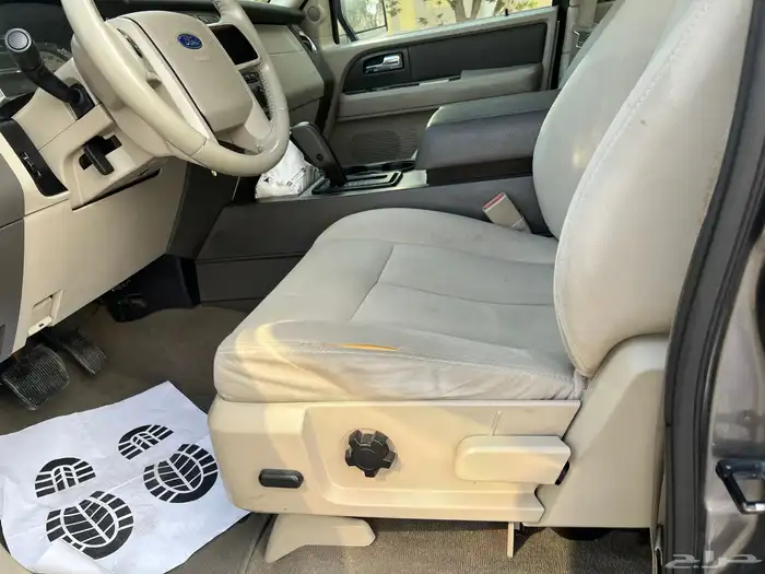 فورد اكسبديشن موديل 2013 بدون دبل 11