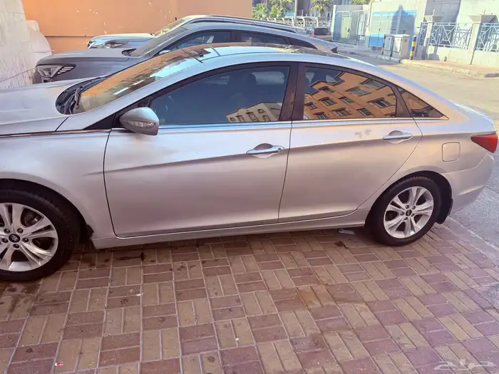 هيونداي 2012 2