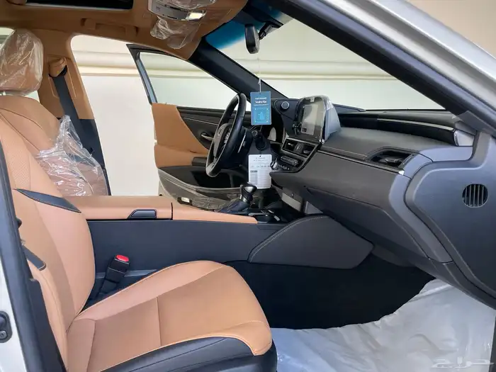 لكزس بحالة الوكالة 73