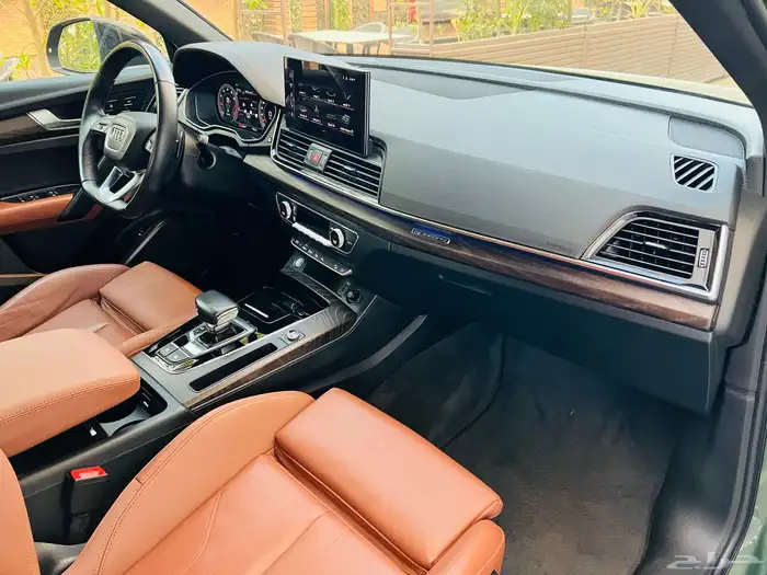 AUDI Q5 2023 S line سماكو بلاك اديشن 34