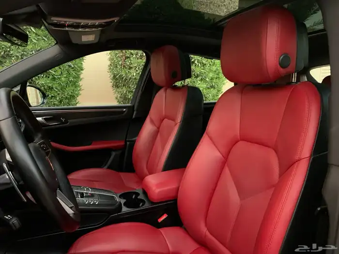 بورش ماكان موديل 2020 بحالة الوكاله 27