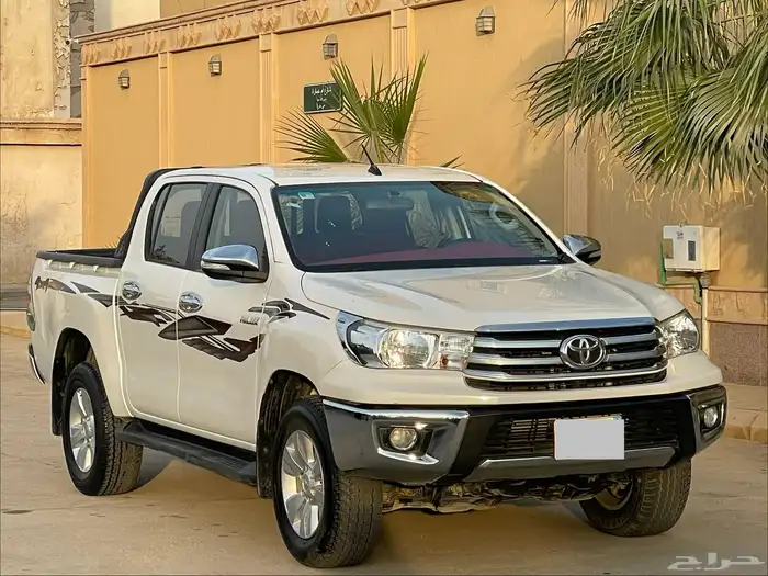 تويوتا هايلوكس SRS 2016 سعودي 2