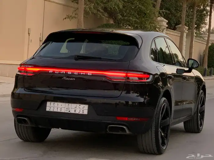 بورش ماكان موديل 2020 بحالة الوكاله 12