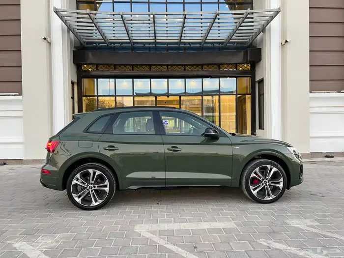 AUDI Q5 2023 S line سماكو بلاك اديشن 23