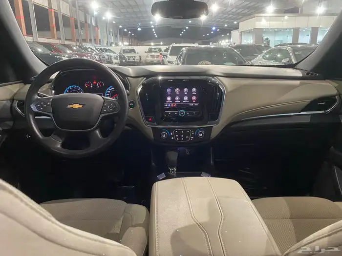 ترافيرس 2023 LS 8