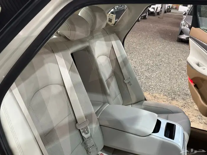 ازيرا سمارت 2022 سعودي عداد قليل بحالة الوكالة 12