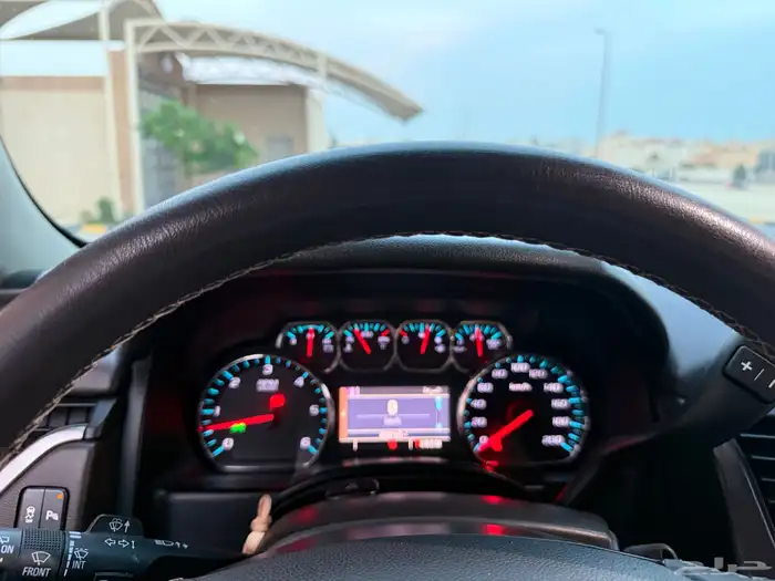 تاهو 2015 LS اسود 12