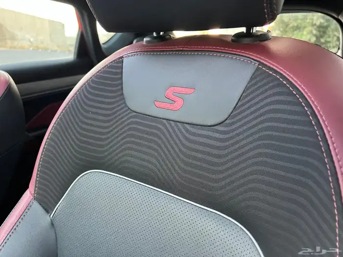 جيلي كولراي 2022 فل كامل GF بلس بلاك ريم شبه الجديد 12