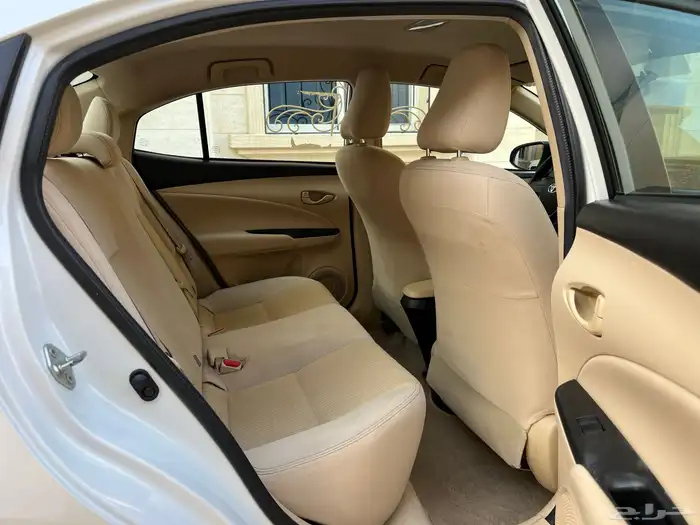 تويوتا يارس 2021 شبه جديد 9