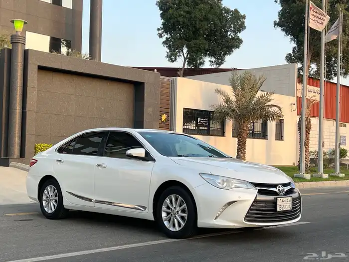 كامري 2017 فل كامل GLX بدي وكاله حتى صدامات وكاله نظيفه جدا 1