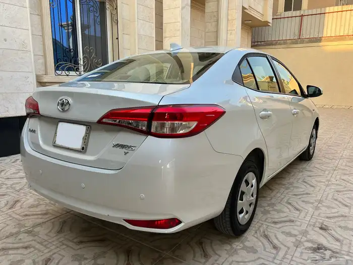 تويوتا يارس 2021 شبه جديد 3