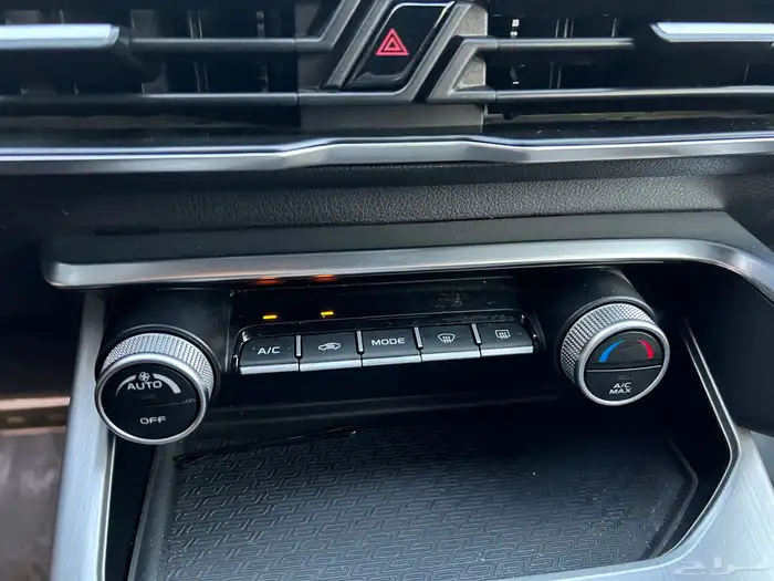 جيلي كولراي 2022 فل كامل GF بلس بلاك ريم شبه الجديد 19