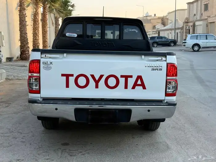 تويوتا هايلوكس 2013 GLX سعودي نظيفه جدا 8