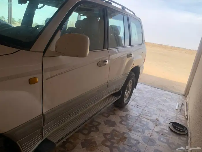 جيب لاند كلوزر المديل 2003 7