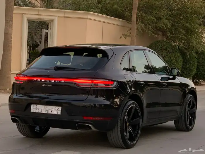 بورش ماكان موديل 2020 بحالة الوكاله 10