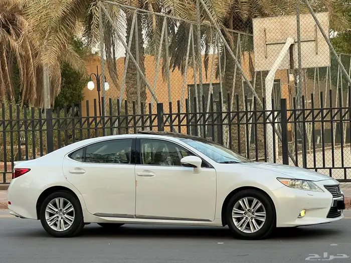 لكزس ES350 2013 سعودي 8