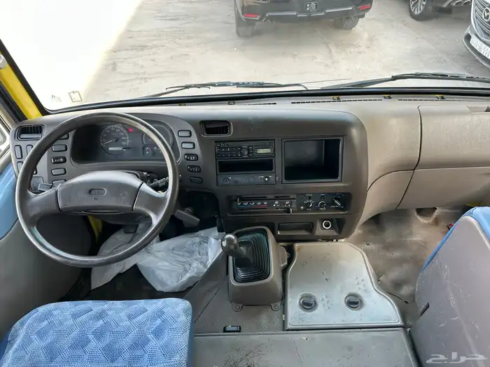 ميتسوبيشي باص روزا موديل 2015 ديزل 30 راكب 5