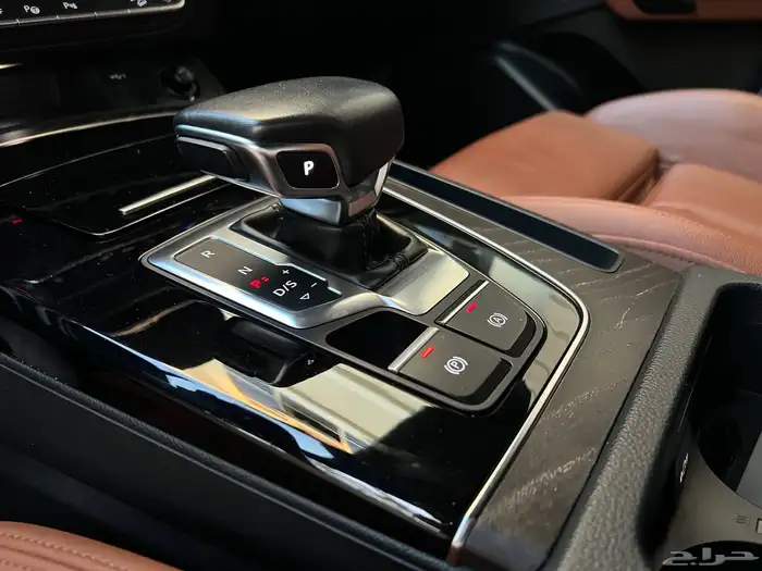 AUDI Q5 2023 S line سماكو بلاك اديشن 50