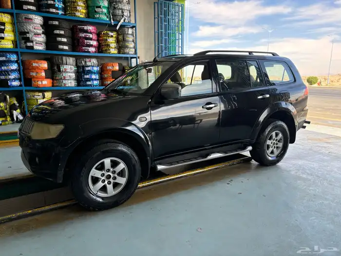 باجيرو سبورت 2011 0