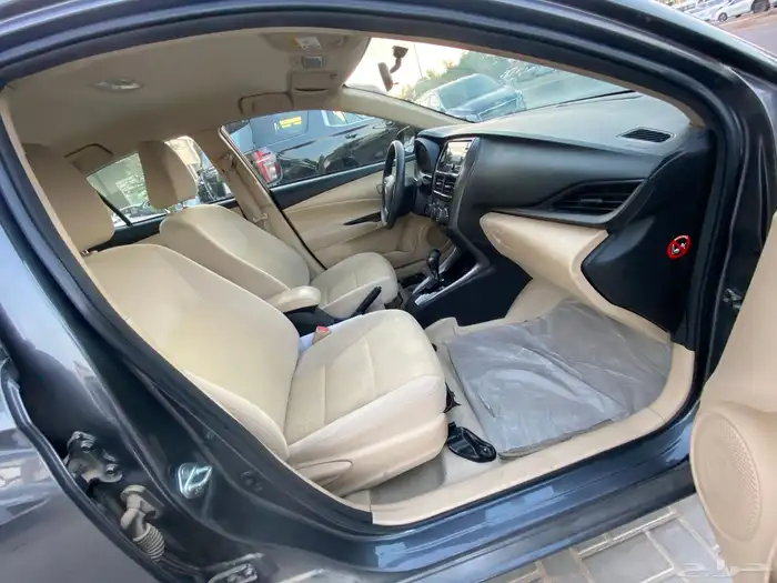 تويوتا يارس موديل 2022 نظيف عرض خاص لايفوتك 19