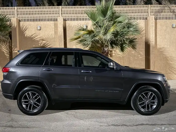 جيب شروكي لميتد 5