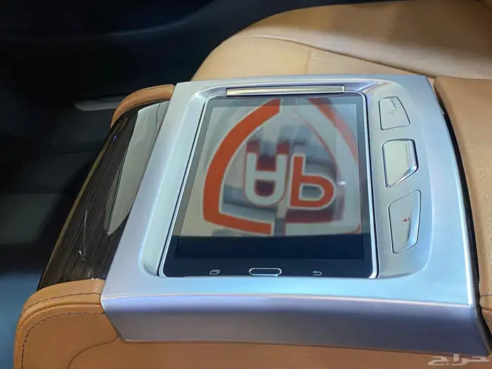 بي أم دبليو 2018 730Li(عداد قليل ) بحالة ممتازة 29