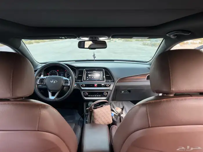 سوناتا سمارت فضي نظيف جدا  للمستخدم 25