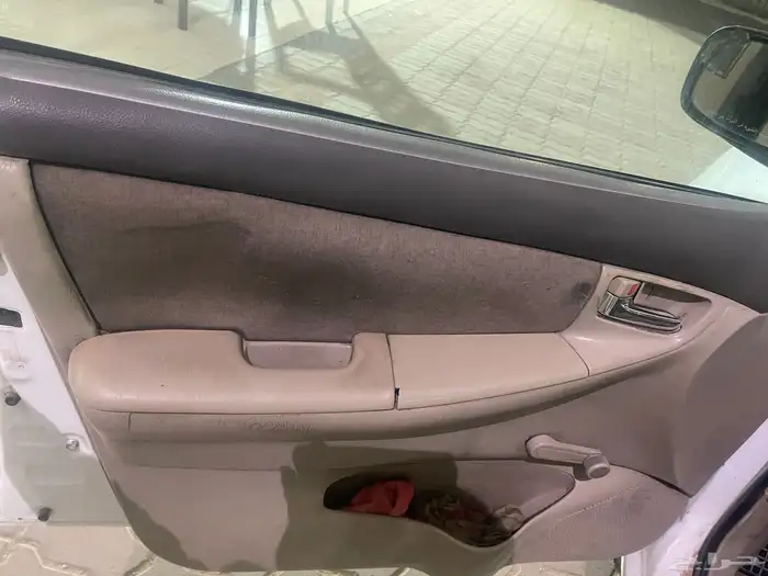 تويوتا كورولا موديل 2004 قير عادي 6